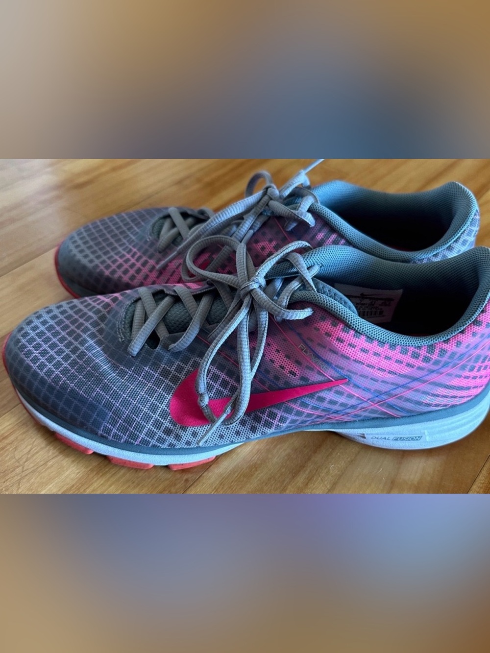 🔥 Nike Dual Fusion ST 2 Women's Running Sneakers 🔥 Size 9.5